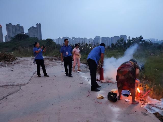 清明节将至，俗语扫墓祭祖“四不做，一做穷三代”，指的是哪些？