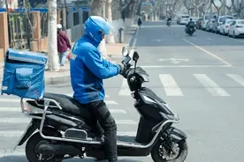 最高续航550公里，这2款高续航电动车，动力大起步快，适合跑外卖图片