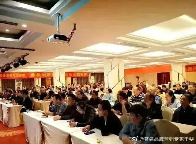 �����ʦ̸����С�����ϰ壬��������г�Ʒ�Ʋ߻���������