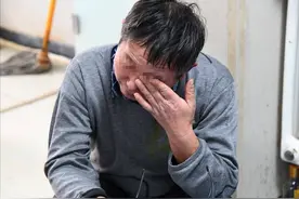 一具尸体18000元，一周捞70具尸体，捞尸人哭诉：根本不挣钱！图片