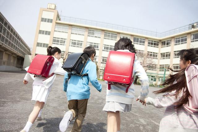 孩子身高偏矮怎么干预？如何追赶？医生：改善儿童身高的4大方法