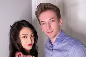 福建空姐嫁瑞典外交官，网友称：找了全网最帅、最儒雅的老外图片