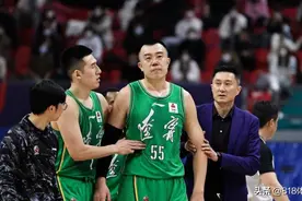 CBA重罚辽粤全武行!韩德君打人停赛7场罚20万,威姆斯停5场罚14万图片