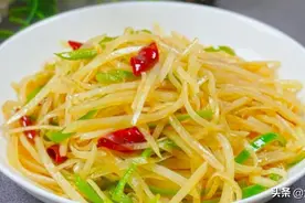 炒土豆丝，要不要焯水？教你正确做法，出锅酸辣爽脆，还不会粘锅图片