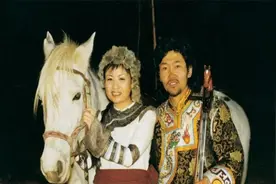 因一首《山路十八弯》红遍全国，24年过去了，李琼去哪了？图片