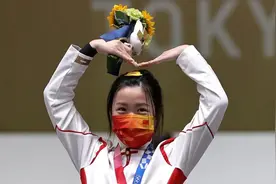 仅仅两年，23岁杨倩逐渐“堕落”，奥运冠军反省: 我让你们失望了图片