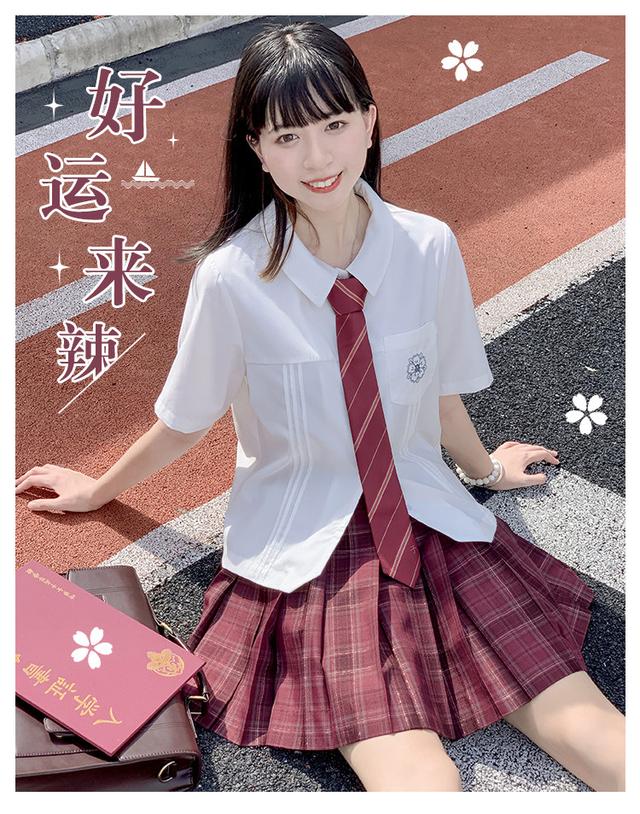 穿上秒变麻衣学姐？这些动漫人物的JK平替穿搭～快学