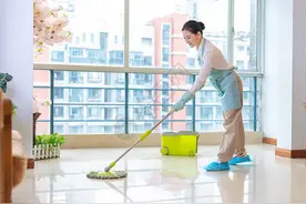 医生提醒：快住手！身体这4个地方，太干净反而不好，不利健康图片