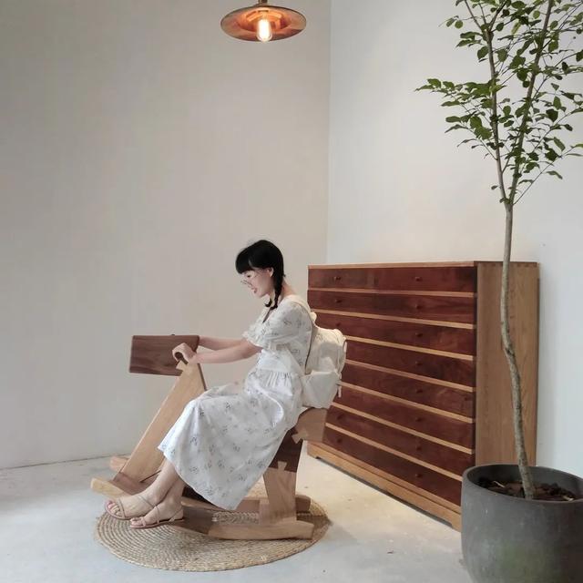 90后美术生坚持手作，在淘宝卖原创摆件，被国外商家疯狂模仿