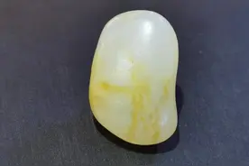 戴“活”了的玉是什么样的？图片
