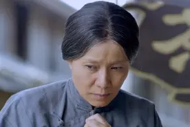屠龙是个老太婆，是哪部电视剧图片