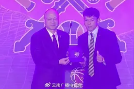 梦想照进现实！玉溪人矣进宏创造历史，成为CBA首位选秀成功的草根球员！图片