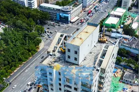 济南经十路旁高层住宅楼将整体拆除图片