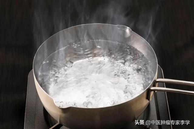癌症是“养”出来的!4个口口相传的好习惯,竟在滋养癌细胞