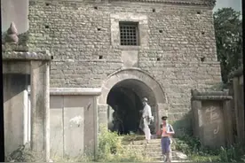 1881年，英国人笔下的青州古城、市场、满城图片