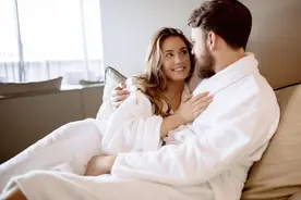 两性“做事”时，4个卫生问题要格外留意，能让感情更加亲密图片