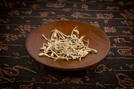清热解毒，凉血化瘀，如金似银的金银花图片