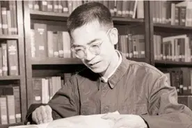 “科学怪人”陈景润，因理发浪费时间不修边幅，44岁还没女朋友图片