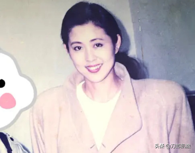 情场八卦:那些年,娱乐圈发生过的“三角迷情”