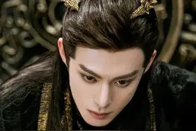 王鹤棣订婚上热搜，工作室发声明辟谣，剧粉和女友粉态度两极分化图片