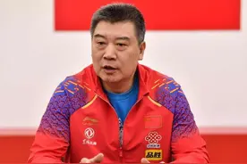 李隼将退休，总教练接班人3选1，肖战无缘，46岁名帅回归逆袭图片
