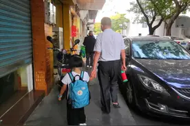 爷爷用好玩的方法，让才5岁的孙女，半个月时间学会200多个成语图片