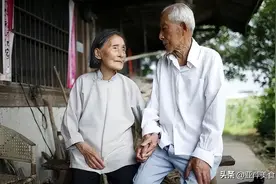 白发越长越多,因为你肾不好！多吃两样，补肾益精，50岁依旧年轻图片