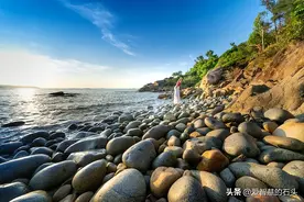 一个人最顶级的自律是：稳住自己图片