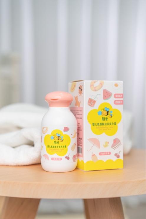 朋禾婴儿氨基酸爽身露，让宝宝远离痱子困扰