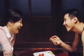 妈妈太偏心弟弟了，她的做法让我难以释怀，我该怎么办？图片