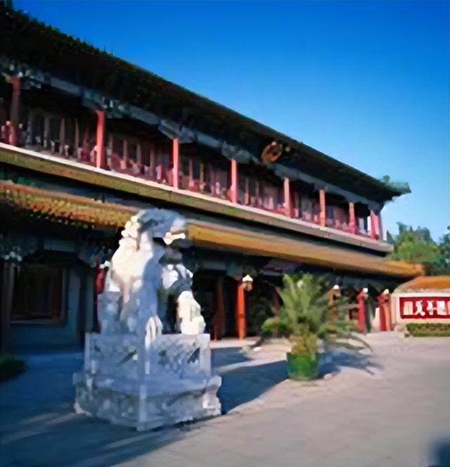 1976年，王洪文秘书突然发现不对劲，火速申请调离：这人要完蛋了