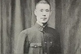 新手特工失联8年，自己闷头做到国军少将，蒋介石：毁我半壁江山图片