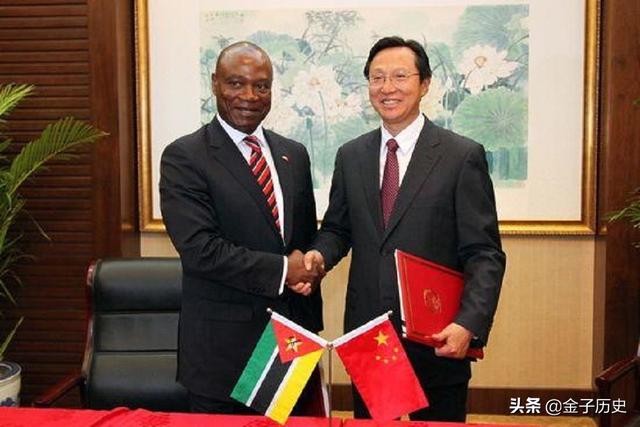 举国为汶川地震捐款4万，受尽西方嘲笑，中国的回报却让各国眼红