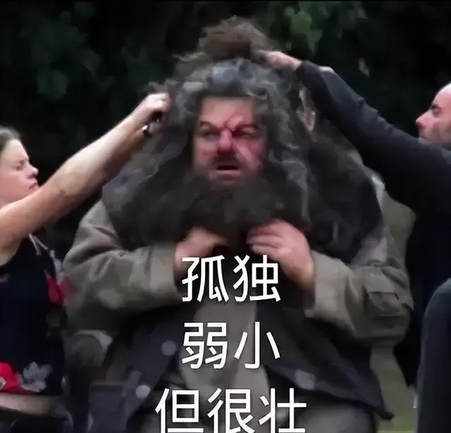 《归龙潮》不到一年停运，98元永久月卡成智商税，网友：太宽容了