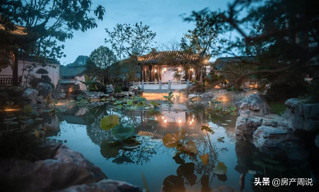 合院百变户型，现代多重院居