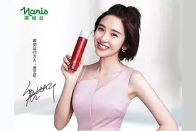 唐艺昕：内衣外穿健美操，满满的活力，甜甜恋爱最养人图片