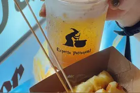 1000多个摊位，300多种美味小吃，据说一半长沙人在这夜游图片