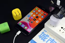 果粉总有福利，有了它就不用买原厂充电头了，省钱又便携图片