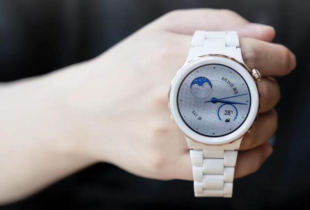 2023�������������ֱ��Ƽ����ԣ���ƻ������Ϊ��С�ס�OPPO��