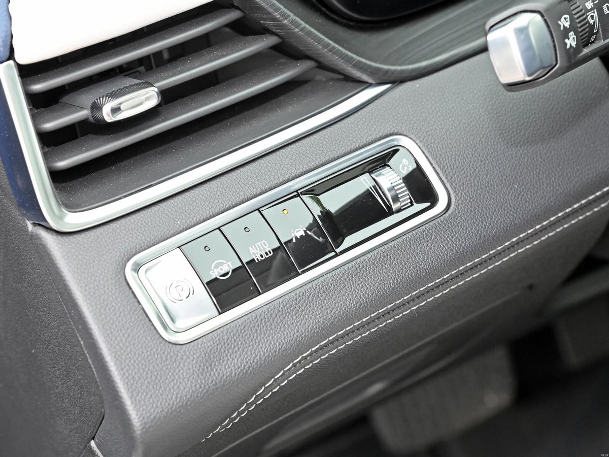 别克君越大改款表现_别克自动挡报价及图片_2023款别克君越评测