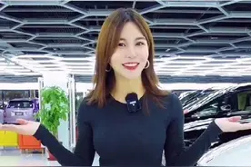 11年前，“宁坐宝马哭，不坐自行车笑”的女孩马诺，如今咋样了图片