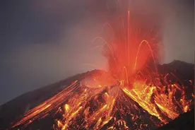 日本富士山能量满载，随时爆发！喷火口暴增6倍，美军或连夜逃跑图片