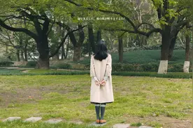 我们单位有个女同事从来不参加聚餐，也不参加各种活动图片