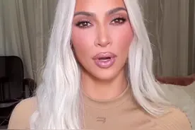 继续出狠招，皮蓬前妻承认婚内和汤普森约会，又把卡戴珊比下去图片