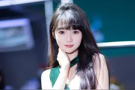 网红车模叫小熊图片