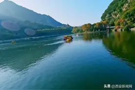 又美又飒！御剑飞行穿越秋末秦岭图片