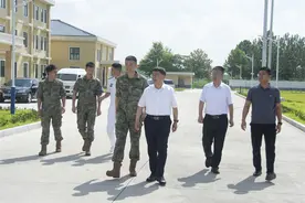 红色热土写华章——山东省乳山市军地合力构筑“红色双拥＋国防教育”新模式图片