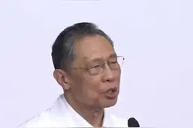 钟南山谈睡眠：38%左右的成年人存在失眠的问题图片