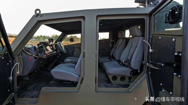 新车 | 6×6布局，搭载V8动力！爆改丰田兰德酷路泽装甲车官图发布