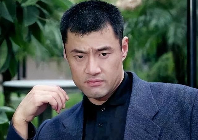 于荣光:演艺圈好男人,结婚35年零绯闻,为何妻子61岁坚持要离婚-北斗星